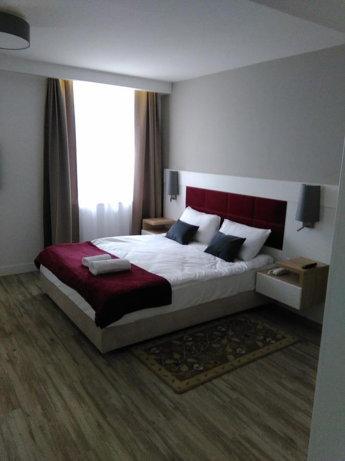 Hotel Rozbicki Włocławek Buitenkant foto